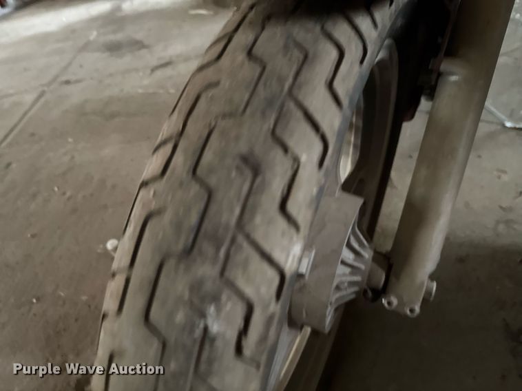 image for item DO0978 2002 Honda VT1100C Shadow motorcycle