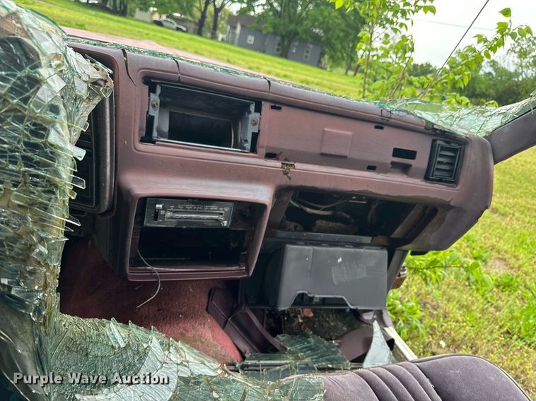 image for item DO0979 1985 Chevrolet Monte Carlo  