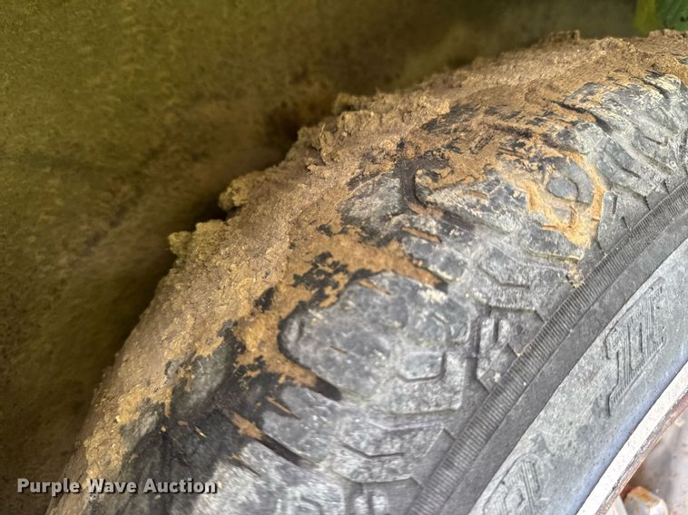 image for item DO0979 1985 Chevrolet Monte Carlo  