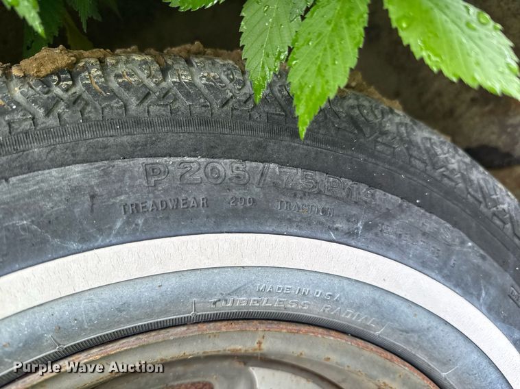 image for item DO0979 1985 Chevrolet Monte Carlo  