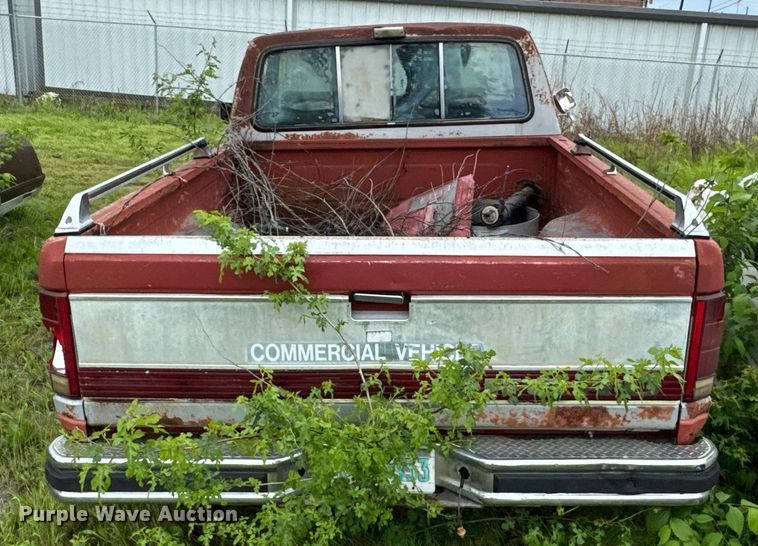 image for item DO0980 1985 Ford F150 pickup truck