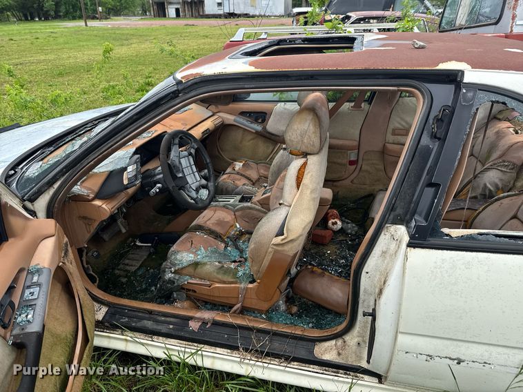 image for item DO0981 1989 Pontiac Grand Prix 