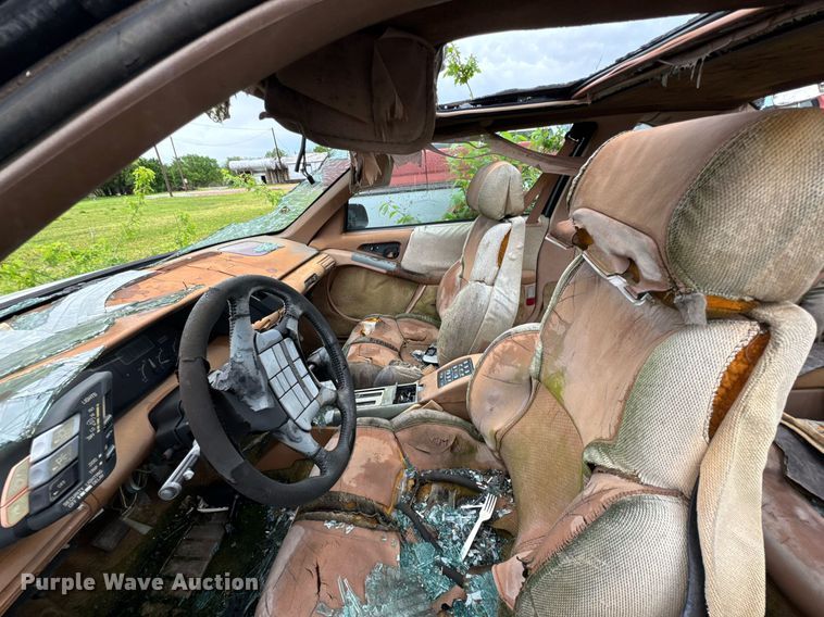 image for item DO0981 1989 Pontiac Grand Prix 