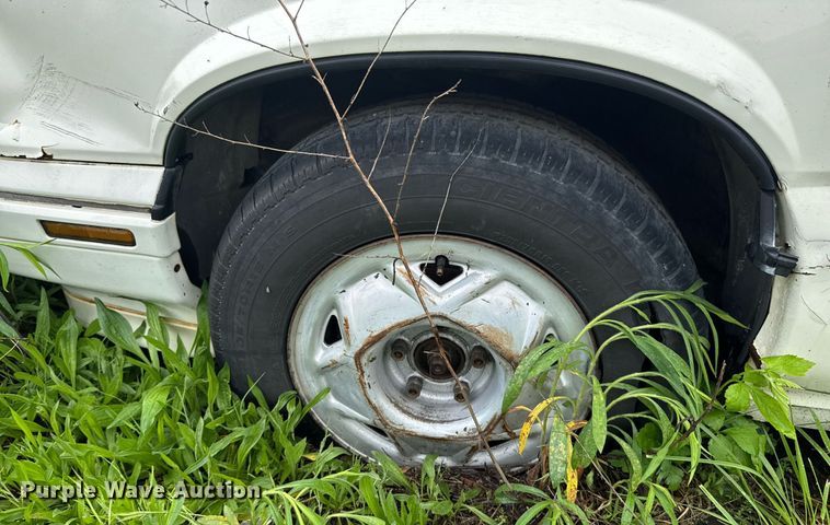 image for item DO0981 1989 Pontiac Grand Prix 