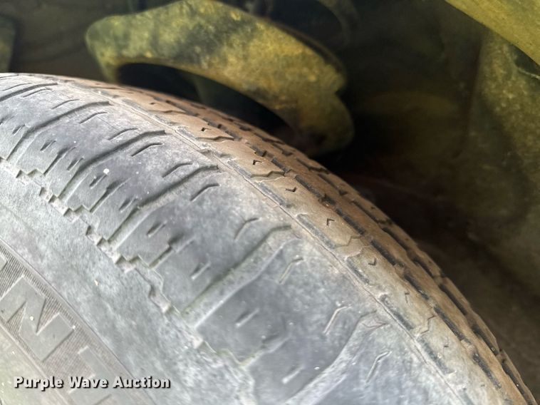 image for item DO0981 1989 Pontiac Grand Prix 