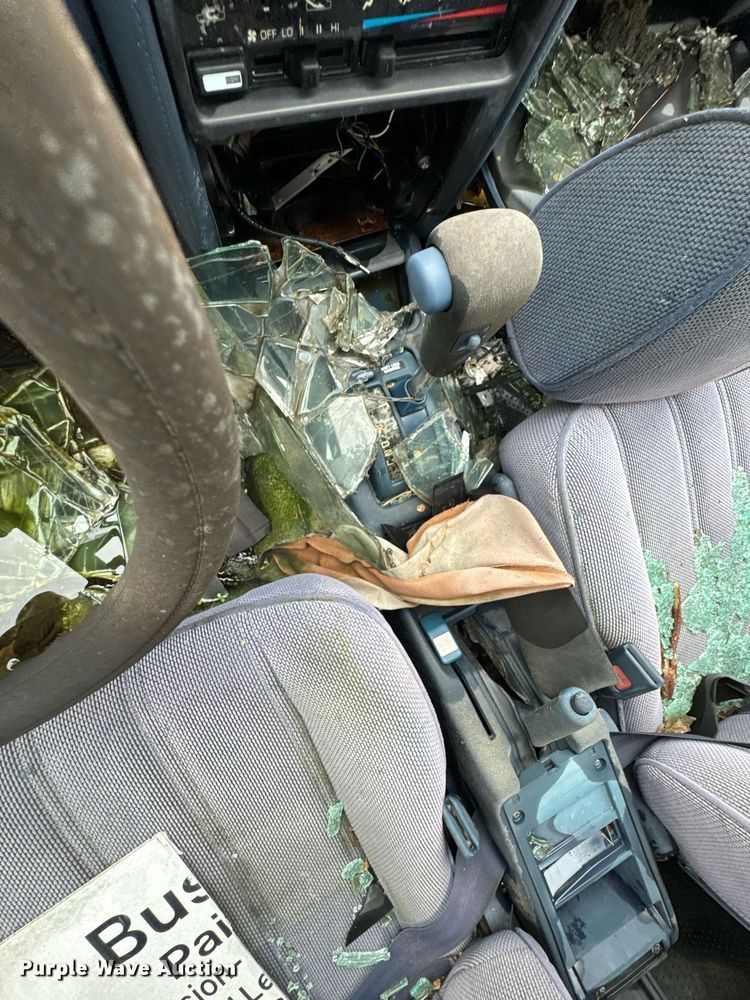 image for item DO0982 1991 Toyota Camry DX 