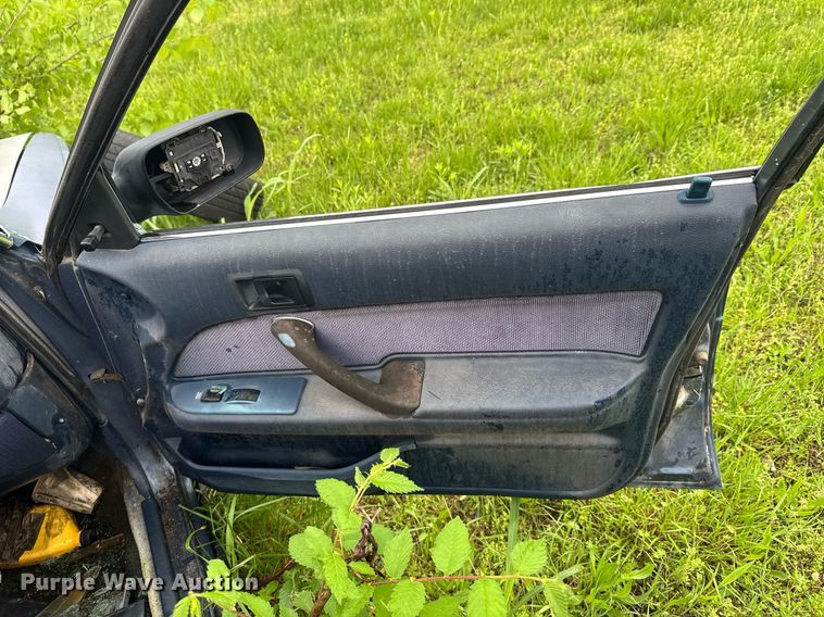 image for item DO0982 1991 Toyota Camry DX 