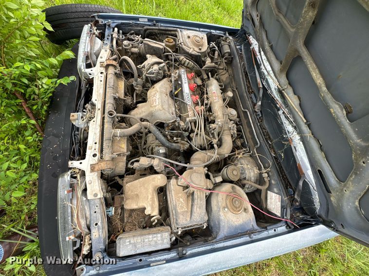 image for item DO0982 1991 Toyota Camry DX 