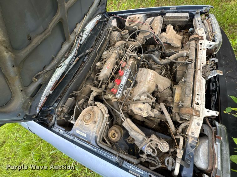 image for item DO0982 1991 Toyota Camry DX 