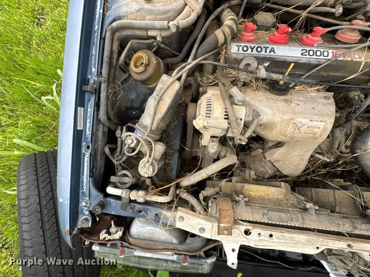 image for item DO0982 1991 Toyota Camry DX 