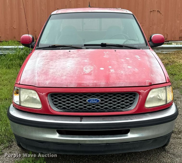 image for item DO0983 1997 Ford F150 SuperCab pickup truck