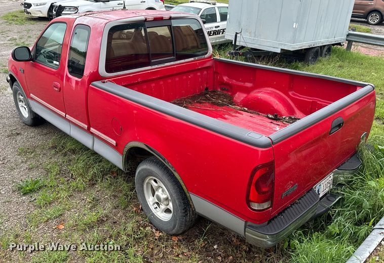 image for item DO0983 1997 Ford F150 SuperCab pickup truck
