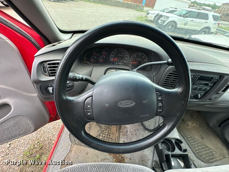 image for item DO0983 1997 Ford F150 SuperCab pickup truck