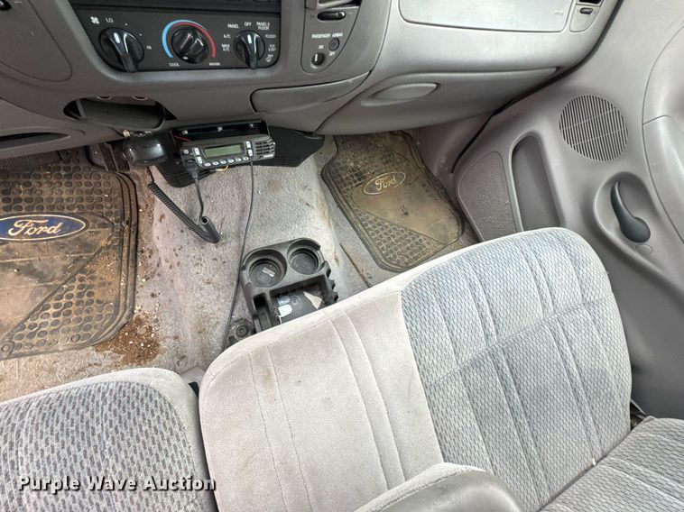 image for item DO0983 1997 Ford F150 SuperCab pickup truck