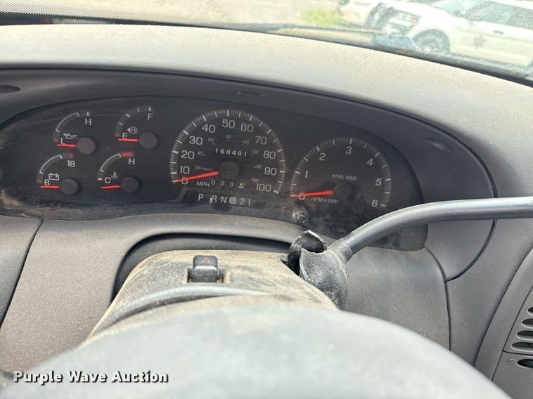 image for item DO0983 1997 Ford F150 SuperCab pickup truck