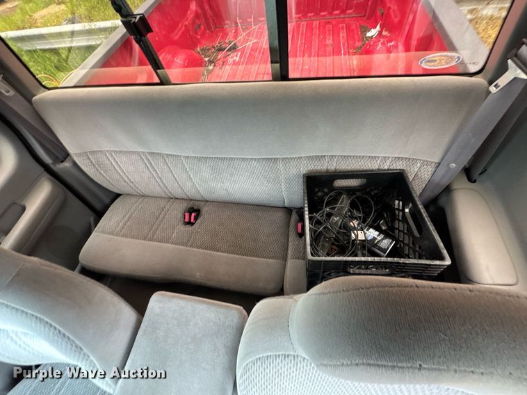 image for item DO0983 1997 Ford F150 SuperCab pickup truck