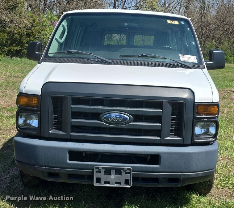 image for item DO7867 2013 Ford E350 van