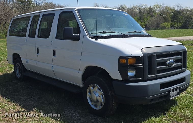 image for item DO7867 2013 Ford E350 van