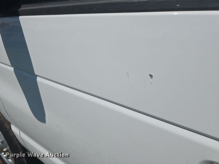 image for item DO7867 2013 Ford E350 van