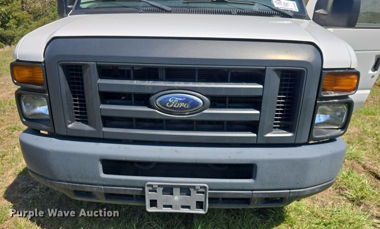 image for item DO7867 2013 Ford E350 van