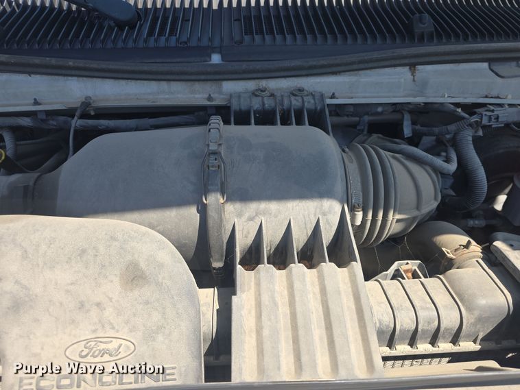 image for item DO7867 2013 Ford E350 van