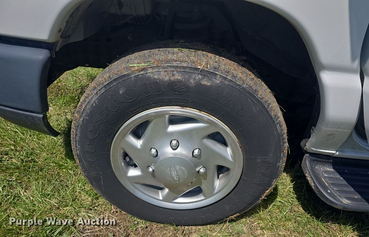 image for item DO7867 2013 Ford E350 van