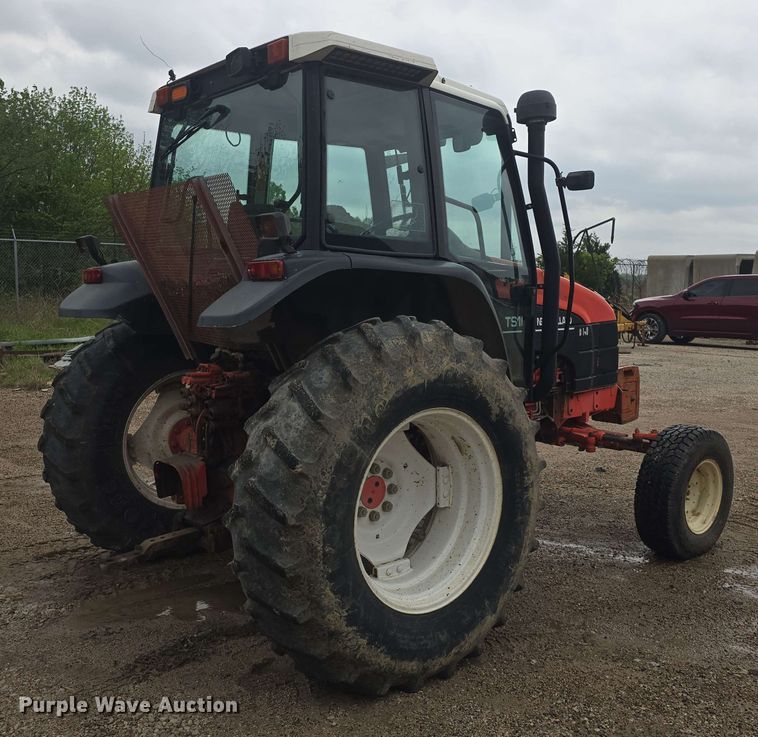 image for item DO7927 2000 New Holland TS100 tractor