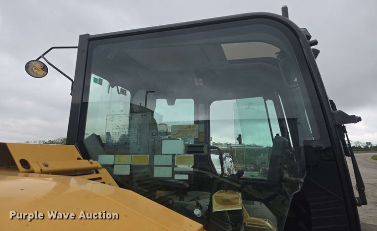 image for item DQ5327 2010 Caterpillar 308D CR SB mini excavator