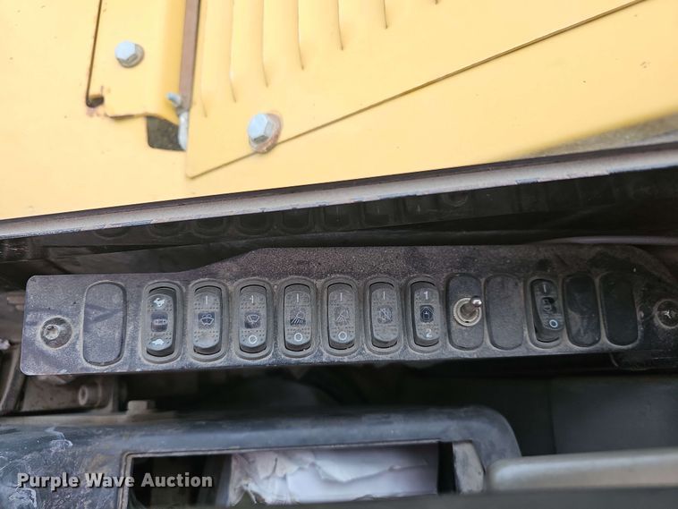 image for item DQ5327 2010 Caterpillar 308D CR SB mini excavator