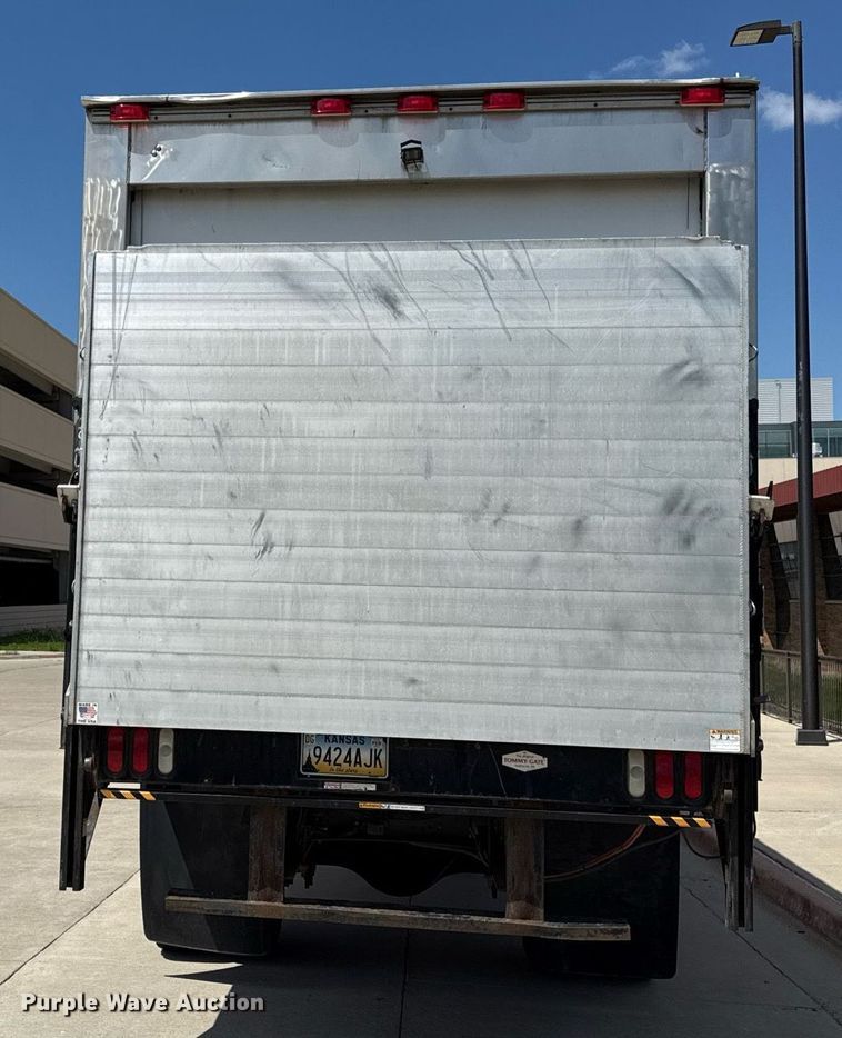 image for item DS4281 2017 Ford F650 refrigerated truck