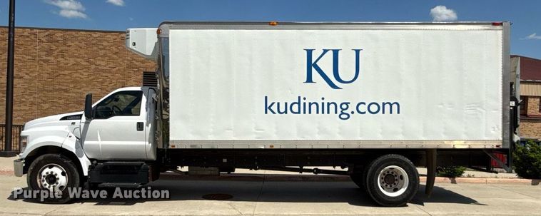image for item DS4281 2017 Ford F650 refrigerated truck