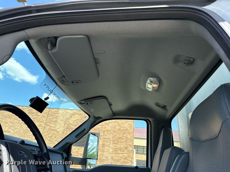 image for item DS4281 2017 Ford F650 refrigerated truck