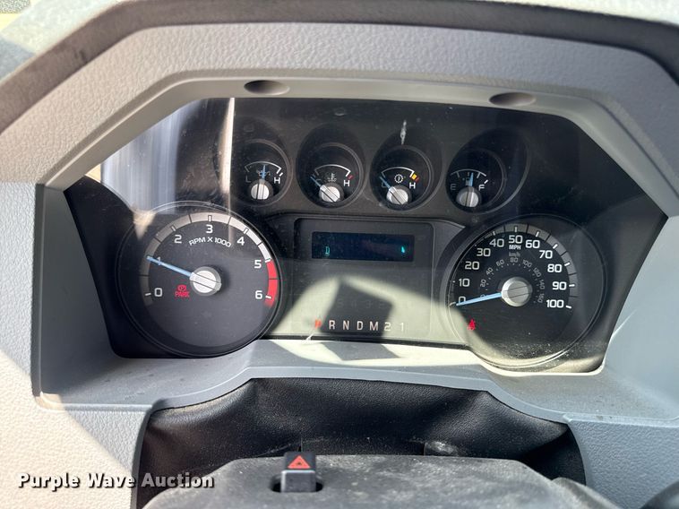 image for item DS4281 2017 Ford F650 refrigerated truck