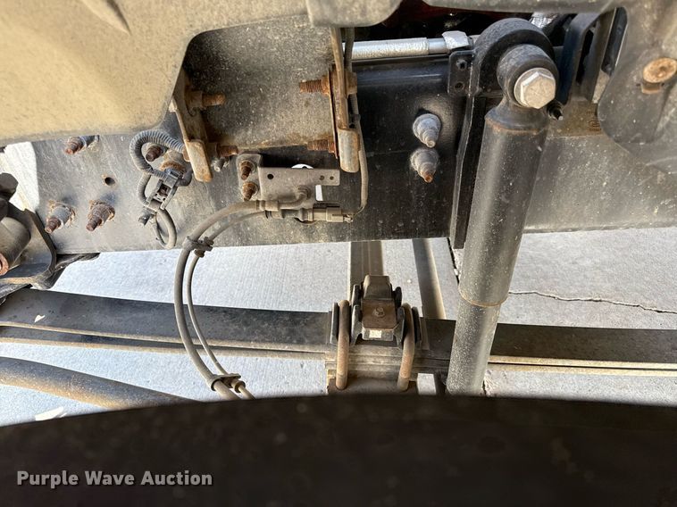 image for item DS4281 2017 Ford F650 refrigerated truck