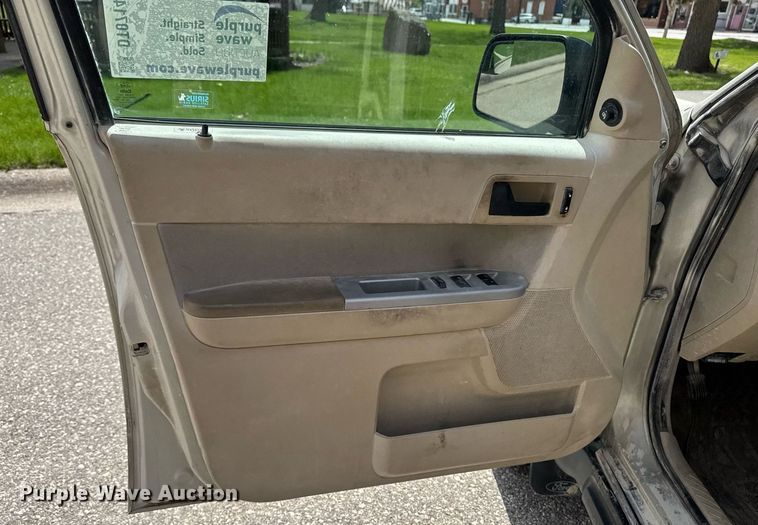 image for item DT0714 2012 Ford Escape SUV