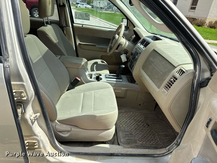 image for item DT0714 2012 Ford Escape SUV