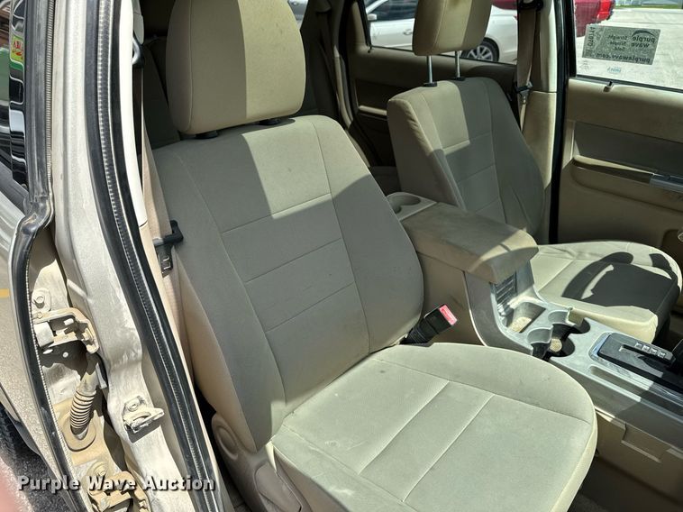 image for item DT0714 2012 Ford Escape SUV