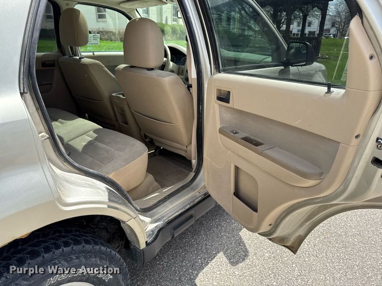 image for item DT0714 2012 Ford Escape SUV