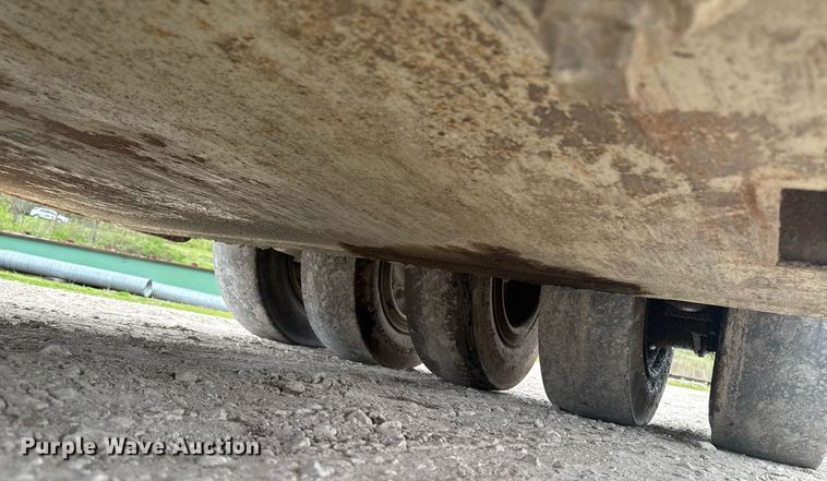 image for item DT0729 Ingersoll-Rand PT-120R pneumatic roller