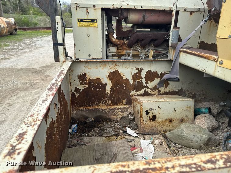 image for item DT0729 Ingersoll-Rand PT-120R pneumatic roller