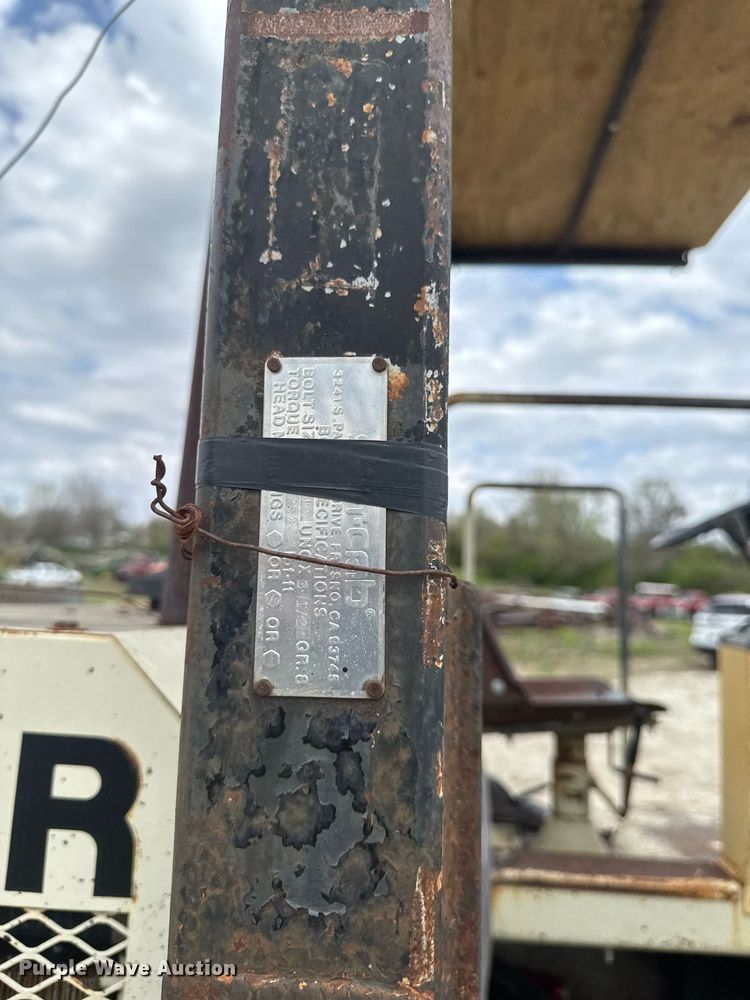 image for item DT0729 Ingersoll-Rand PT-120R pneumatic roller