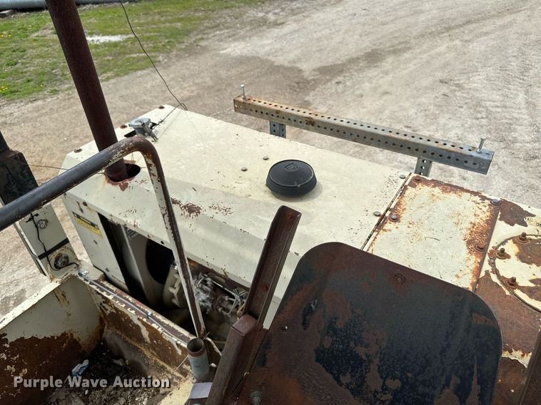 image for item DT0729 Ingersoll-Rand PT-120R pneumatic roller