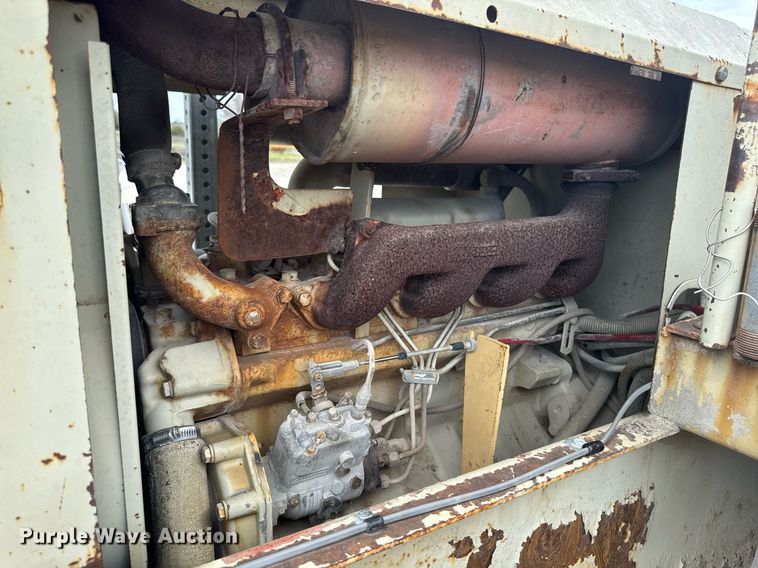 image for item DT0729 Ingersoll-Rand PT-120R pneumatic roller