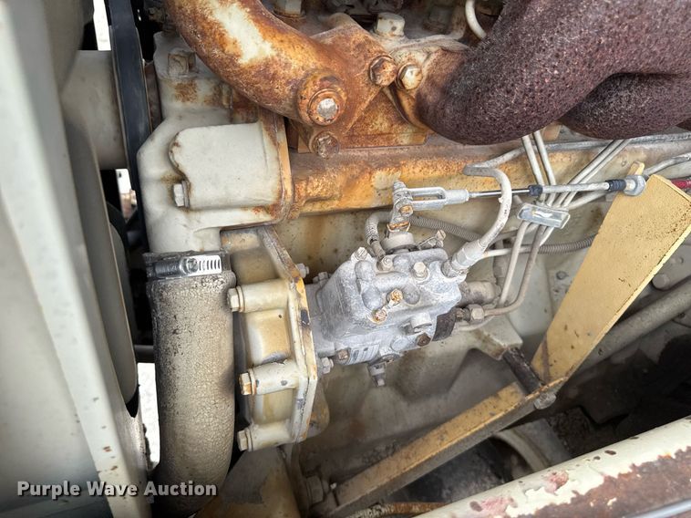 image for item DT0729 Ingersoll-Rand PT-120R pneumatic roller