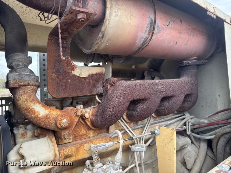 image for item DT0729 Ingersoll-Rand PT-120R pneumatic roller