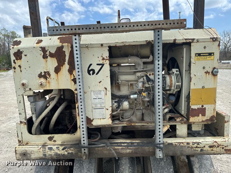 image for item DT0729 Ingersoll-Rand PT-120R pneumatic roller