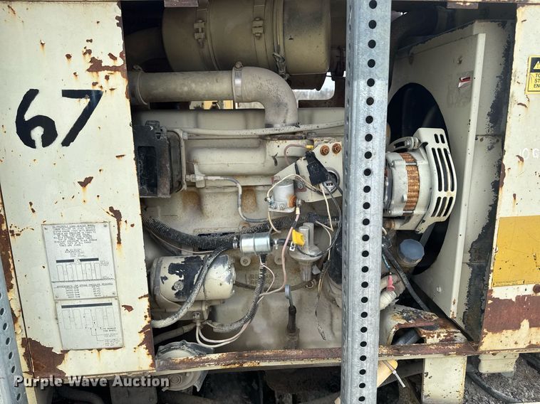 image for item DT0729 Ingersoll-Rand PT-120R pneumatic roller