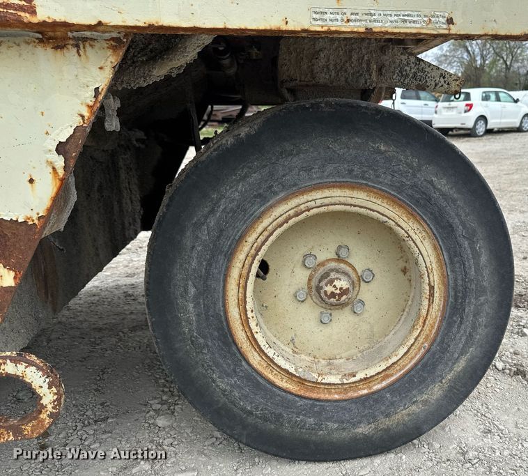 image for item DT0729 Ingersoll-Rand PT-120R pneumatic roller