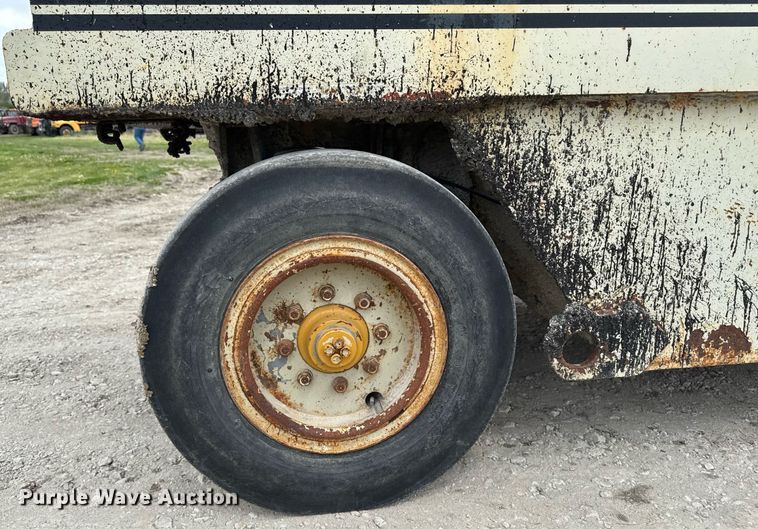 image for item DT0729 Ingersoll-Rand PT-120R pneumatic roller