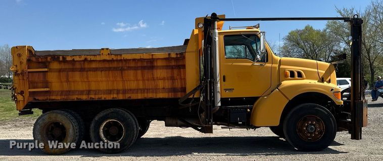 image for item DT0730 2000 Sterling LT9500 dump truck